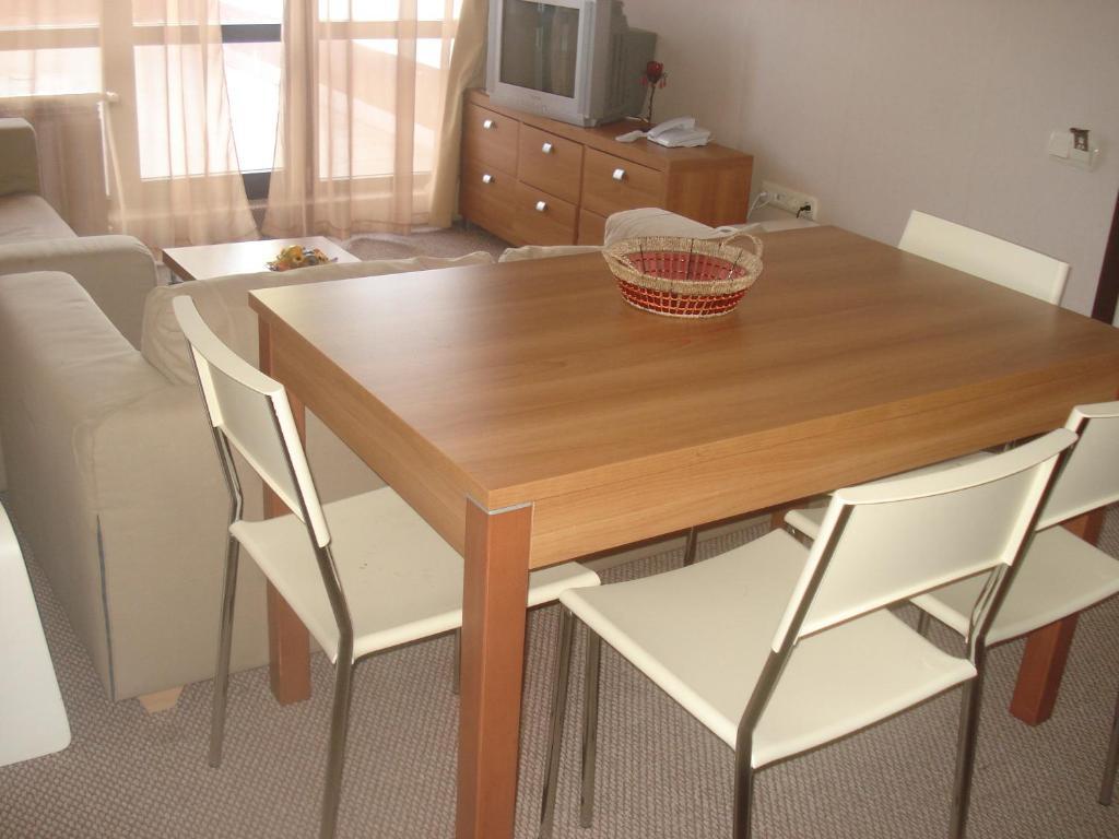 Snezhanka Apartments Tmf パンポロボ 部屋 写真